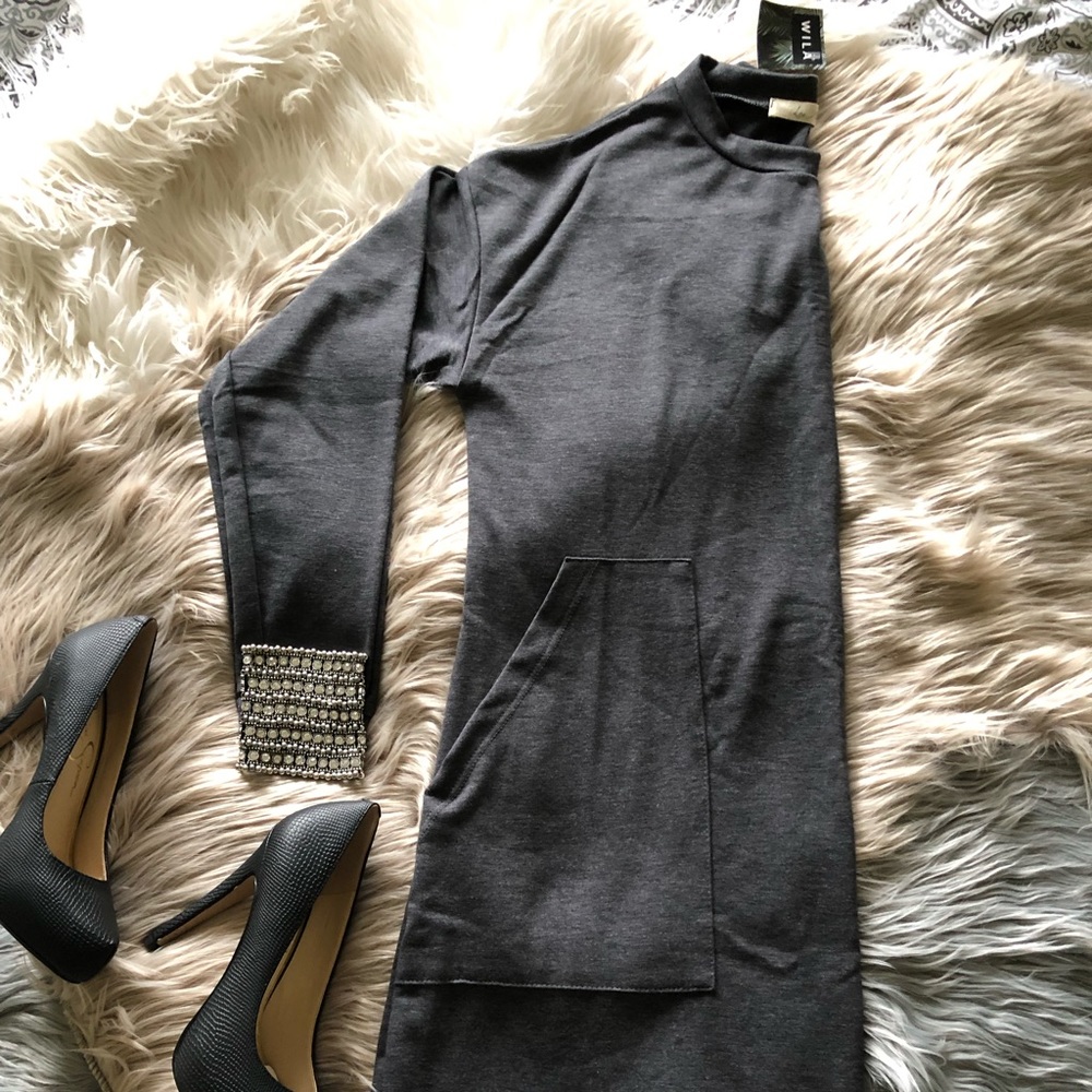 Caracole Grey Long-sleeve Dress. - Picture 3 of 5